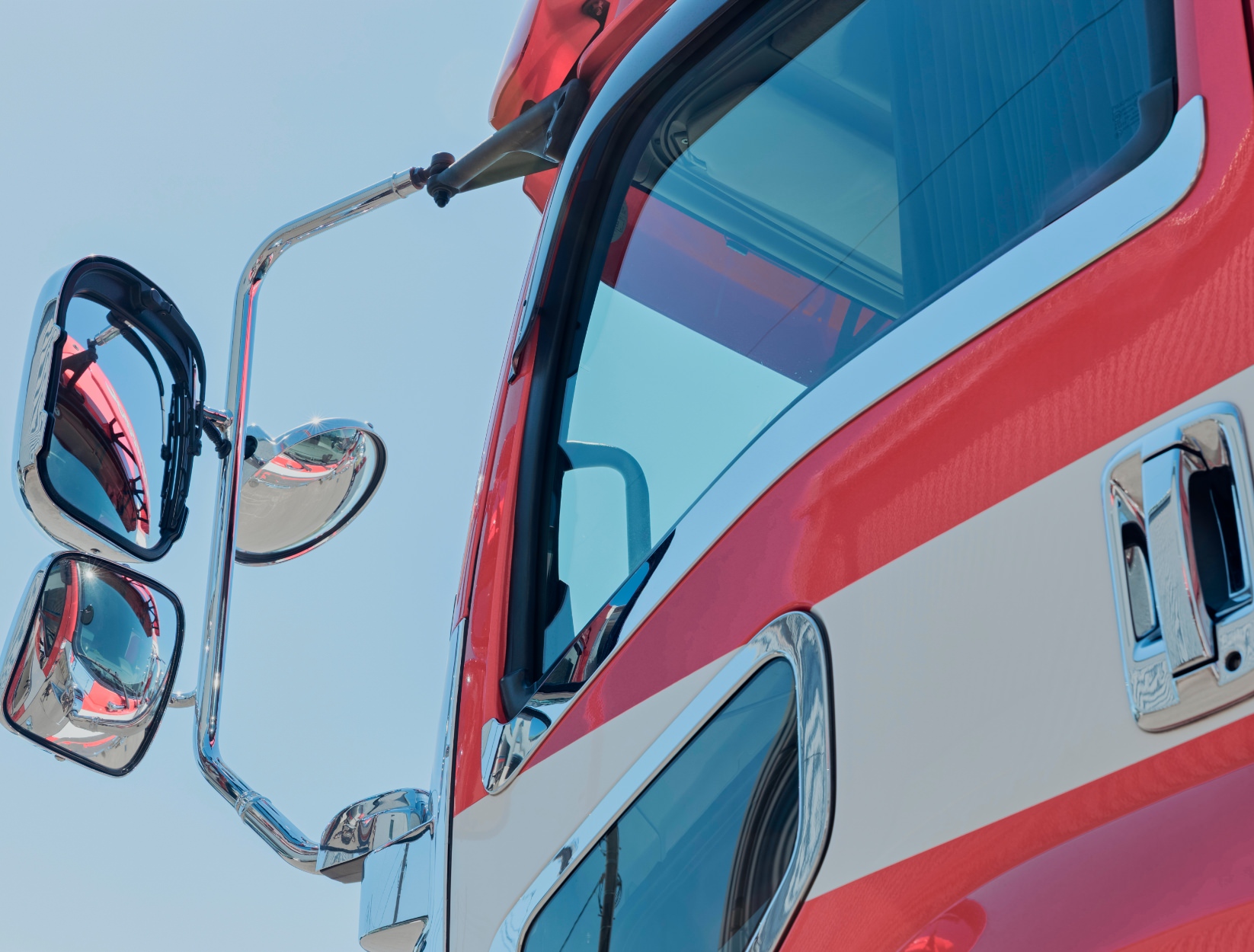 1942年創業の信頼ある運送会社の採用案内イメージ