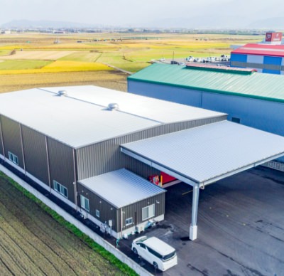 1942年創業の信頼ある運送会社の採用案内イメージ